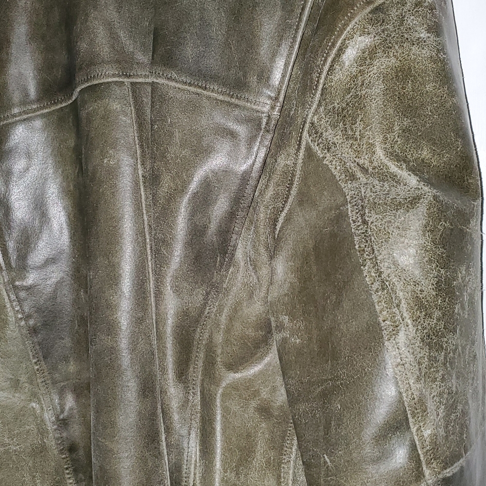 Leather jacket - Picture 4 of 15